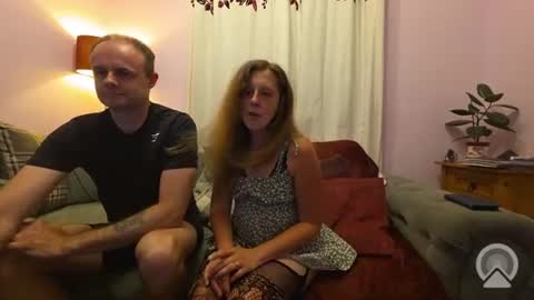 Evelyn and Danny online show from 07/10/26, 08:55