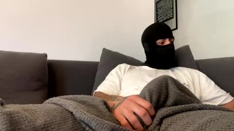 Snapshot of ulisesroca chatting on 11/21/25, 10:14 ulisesroca online show from 11/21/25, 10:14