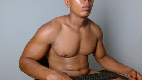 Felipe  model independent online show from 12/27/24, 10:34