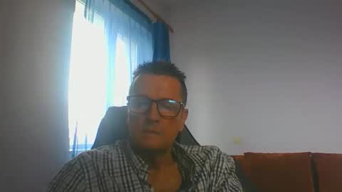 Snapshot of ulmeni7 chatting on 11/09/25, 10:13 ulmeni7 online show from 11/09/25, 10:13