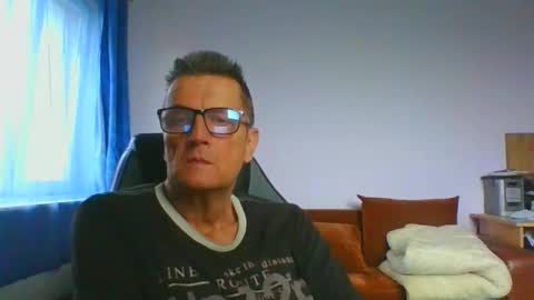 ulmeni7 online show from 06/01/26, 02:41