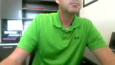 Snapshot of ultratac1 chatting on 10/13/25, 06:41 Ultra online show from 10/13/25, 06:41