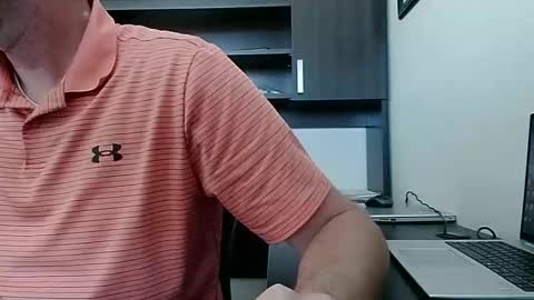 Snapshot of ultratac1 chatting on 10/29/25, 04:42 Ultra online show from 10/29/25, 04:42