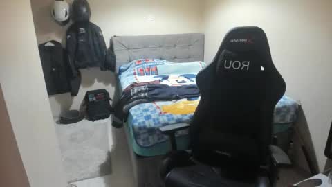 hi im mike tyson -  online show from 04/27/26, 07:12