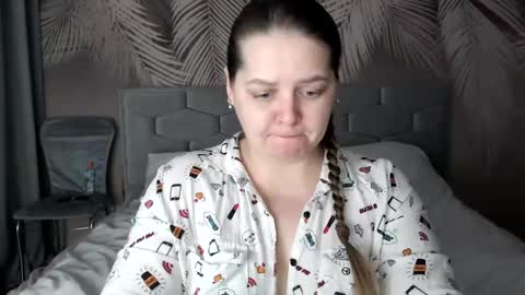 Ulyana online show from 02/12/25, 01:06