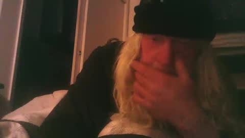 umbrado online show from 03/02/25, 07:54