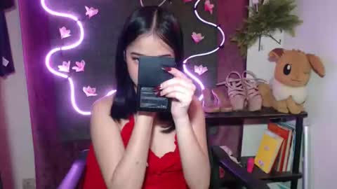 Snapshot of umi_pinay69xx chatting on 12/20/25, 11:17 umi online show from 12/20/25, 11:17