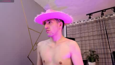 un_sluttyy online show from 11/05/25, 11:43