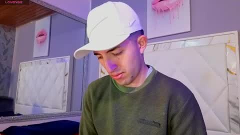 un_sluttyy online show from 06/17/26, 11:12