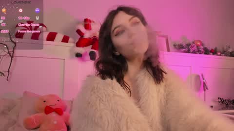 Snapshot of una_medisson chatting on 12/25/24, 09:34 Una online show from 12/25/24, 09:34