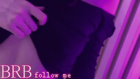 Snapshot of una_medisson chatting on 01/15/25, 12:25 Una online show from 01/15/25, 12:25