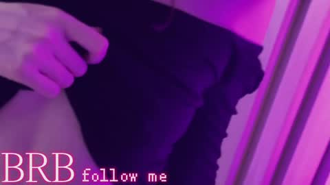 Snapshot of una_medisson chatting on 01/25/25, 03:20 Una online show from 01/25/25, 03:20