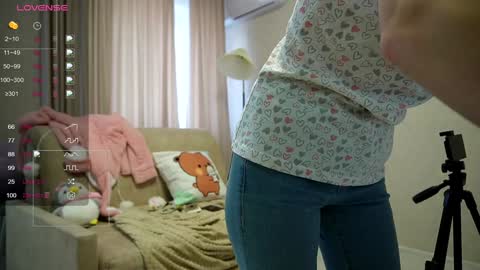 unarks online show from 02/03/25, 09:19