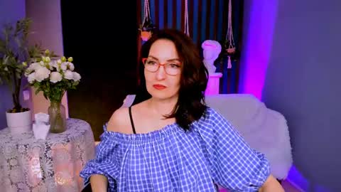 UnaTera online show from 04/10/26, 06:29