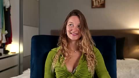 Sasha online show from 09/26/25, 04:05