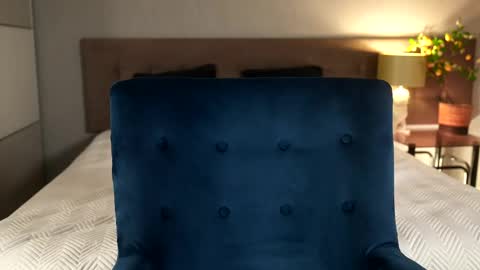 Sasha online show from 10/11/25, 04:38