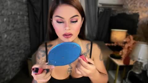 Lady tan online show from 02/19/25, 09:17