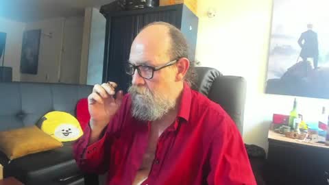 Uncle Hottie online show from 05/31/26, 06:09