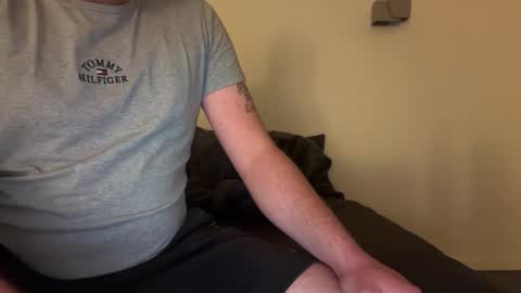 Tom online show from 10/10/25, 01:15