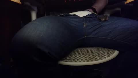 Under the desk online show from 02/16/26, 09:33