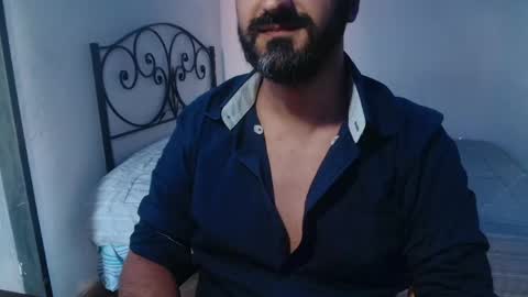 Giov online show from 05/25/26, 05:52