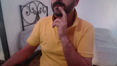 Giov online show from 05/26/26, 04:47