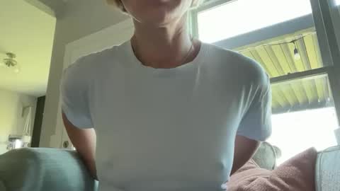 undercover80085 online show from 05/28/26, 10:07