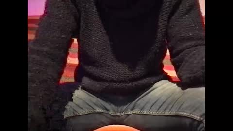 Snapshot of underscorex chatting on 12/28/24, 01:18 underscorex online show from 12/28/24, 01:18