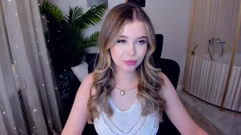 Alice online show from 03/08/25, 02:34