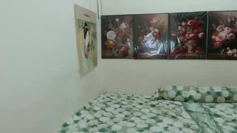 Roxanne online show from 12/27/24, 11:06