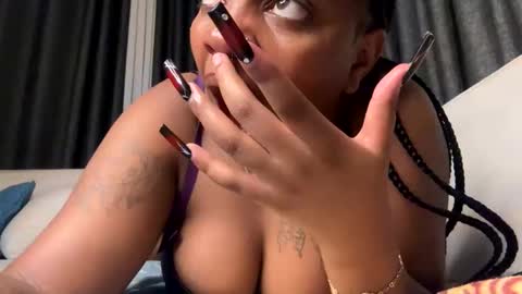 Unholybaddie online show from 03/10/25, 01:01