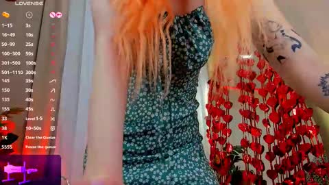 Snapshot of unicent chatting on 02/14/25, 10:07 Call me Mira thumbs up its make me happy online show from 02/14/25, 10:07