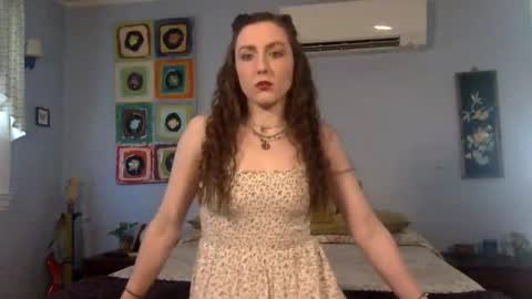 Lola Moonstone online show from 02/13/26, 05:20