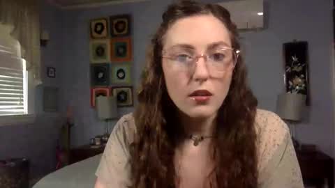 Lola Moonstone online show from 05/24/26, 03:17
