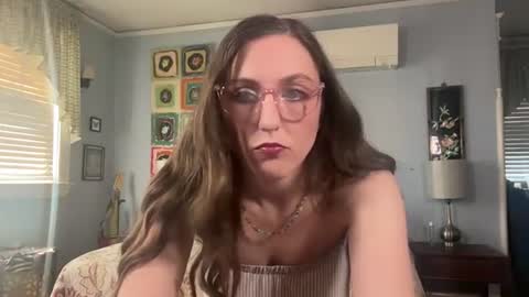 Lola Moonstone online show from 06/21/26, 03:14