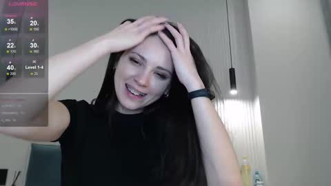 Snapshot of uninvited_raccoon chatting on 02/12/25, 04:01 uninvited_raccoon online show from 02/12/25, 04:01