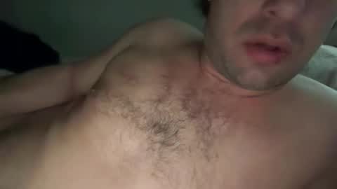 Snapshot of universalstudihoes chatting on 02/07/25, 07:06 universalstudihoes online show from 02/07/25, 07:06