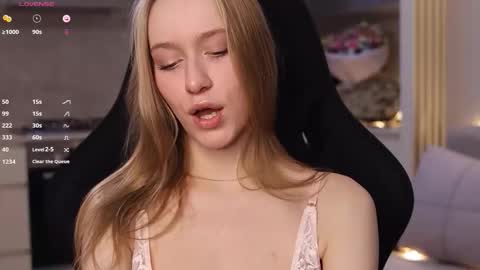 Snapshot of unnabella chatting on 11/26/25, 07:15 UnnaBella online show from 11/26/25, 07:15