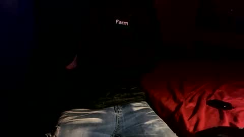 untouchableace84 online show from 10/18/25, 07:09