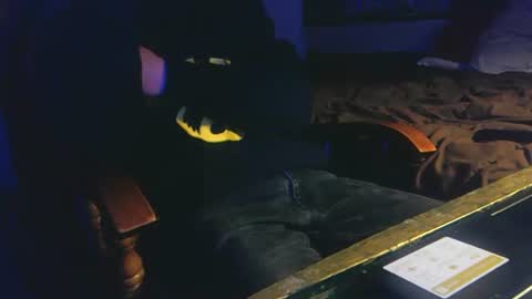 untouchableace84 online show from 04/05/26, 12:52