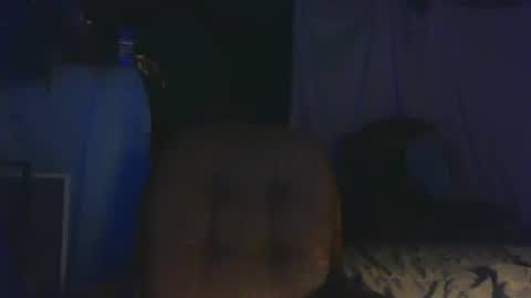 untouchableace84 online show from 04/19/26, 08:00