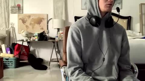 Stepbro online show from 02/16/25, 11:38