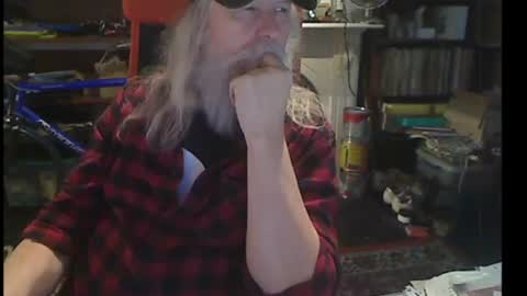 Freddie online show from 08/04/26, 07:00