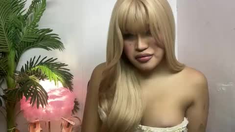 Snapshot of ur_bombshellpatty chatting on 03/28/26, 03:33 ur_bombshellpatty online show from 03/28/26, 03:33