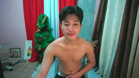 ur_boy_mark online show from 11/12/25, 09:32