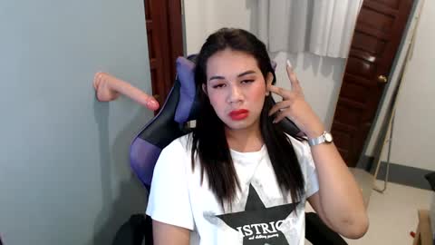 Vee online show from 01/01/25, 05:44