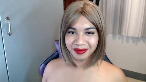 Vee online show from 01/30/25, 09:04