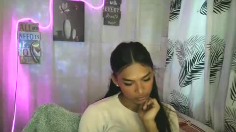 ur_dazzlingmorenaxx online show from 03/27/26, 03:56