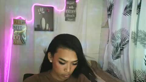 ur_dazzlingmorenaxx online show from 04/28/26, 02:27