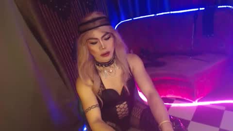 MISS ANNA online show from 01/16/26, 11:53